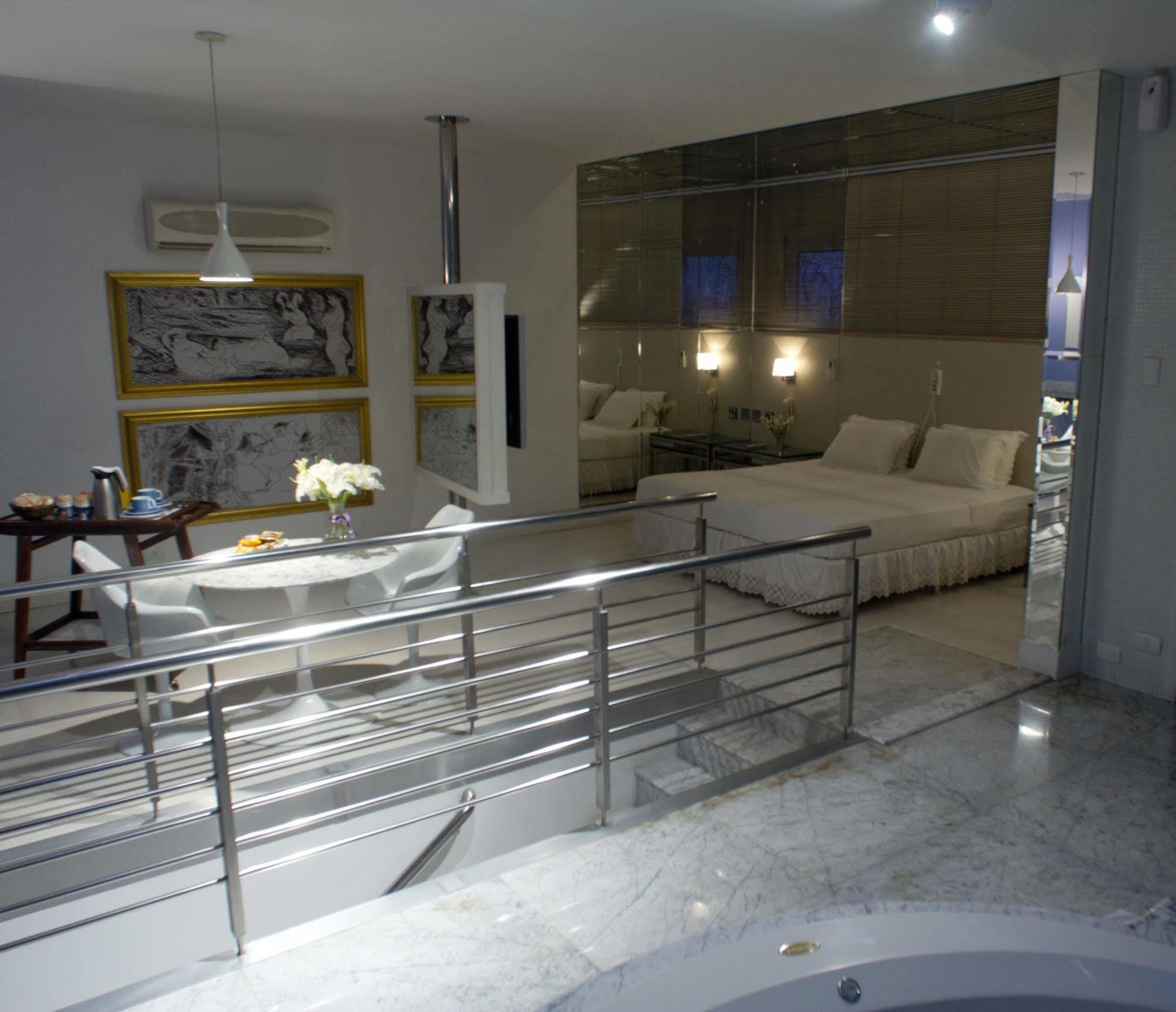 Motel Acqua (Adults Only) Curitiba Luaran gambar