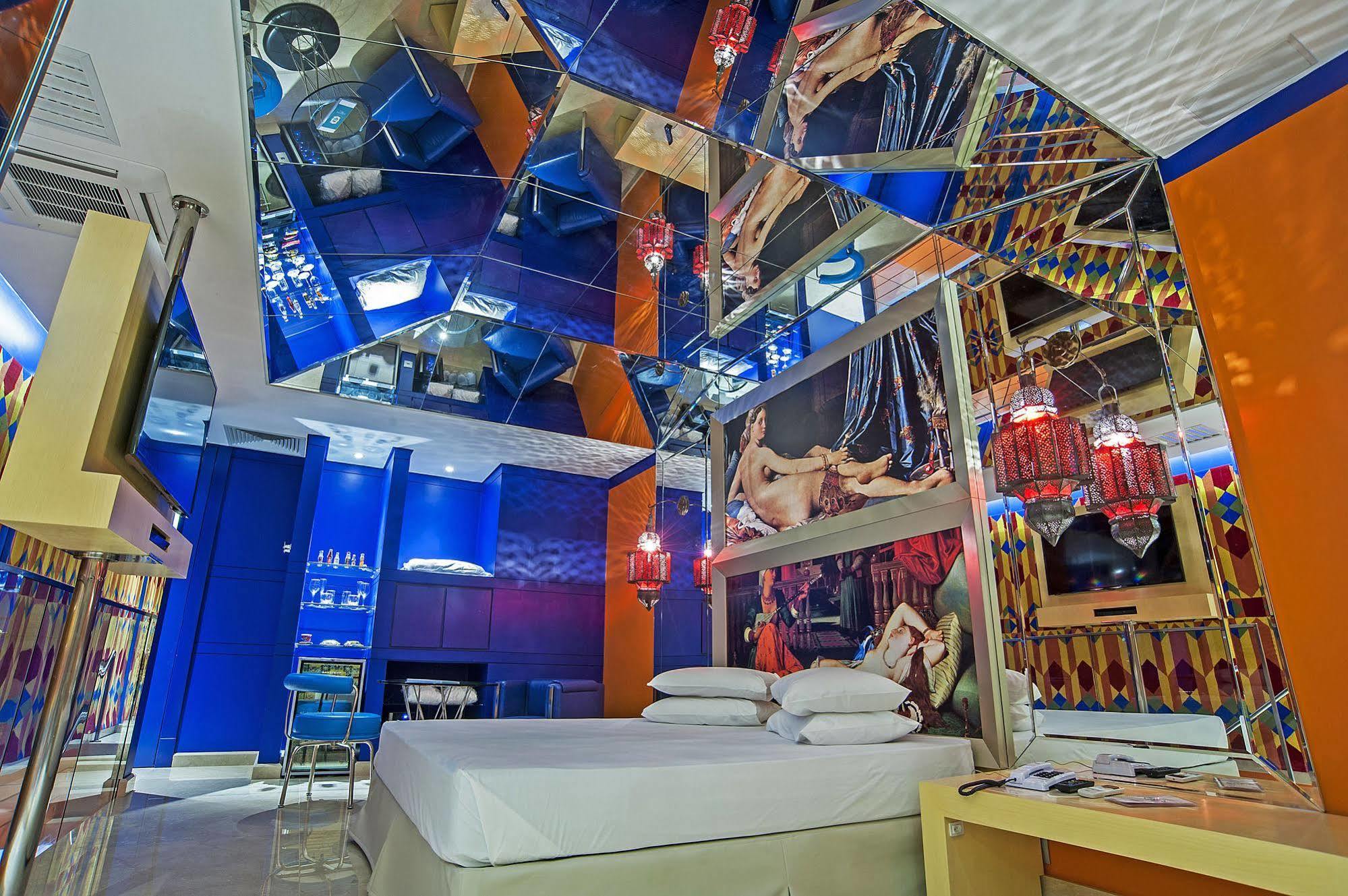 Motel Acqua (Adults Only) Curitiba Luaran gambar